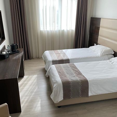 Hotelluxuryprato Прато Екстер'єр фото