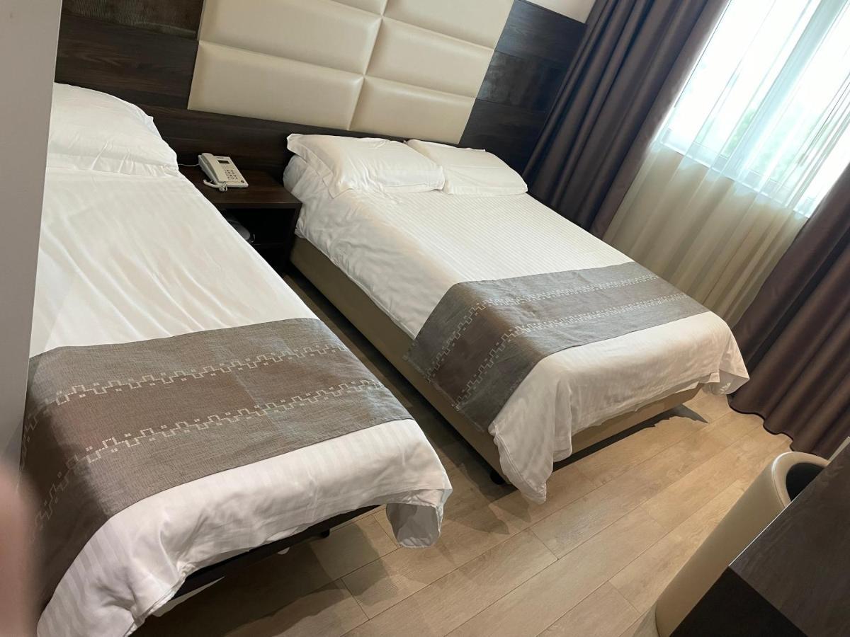 Hotelluxuryprato Прато Екстер'єр фото