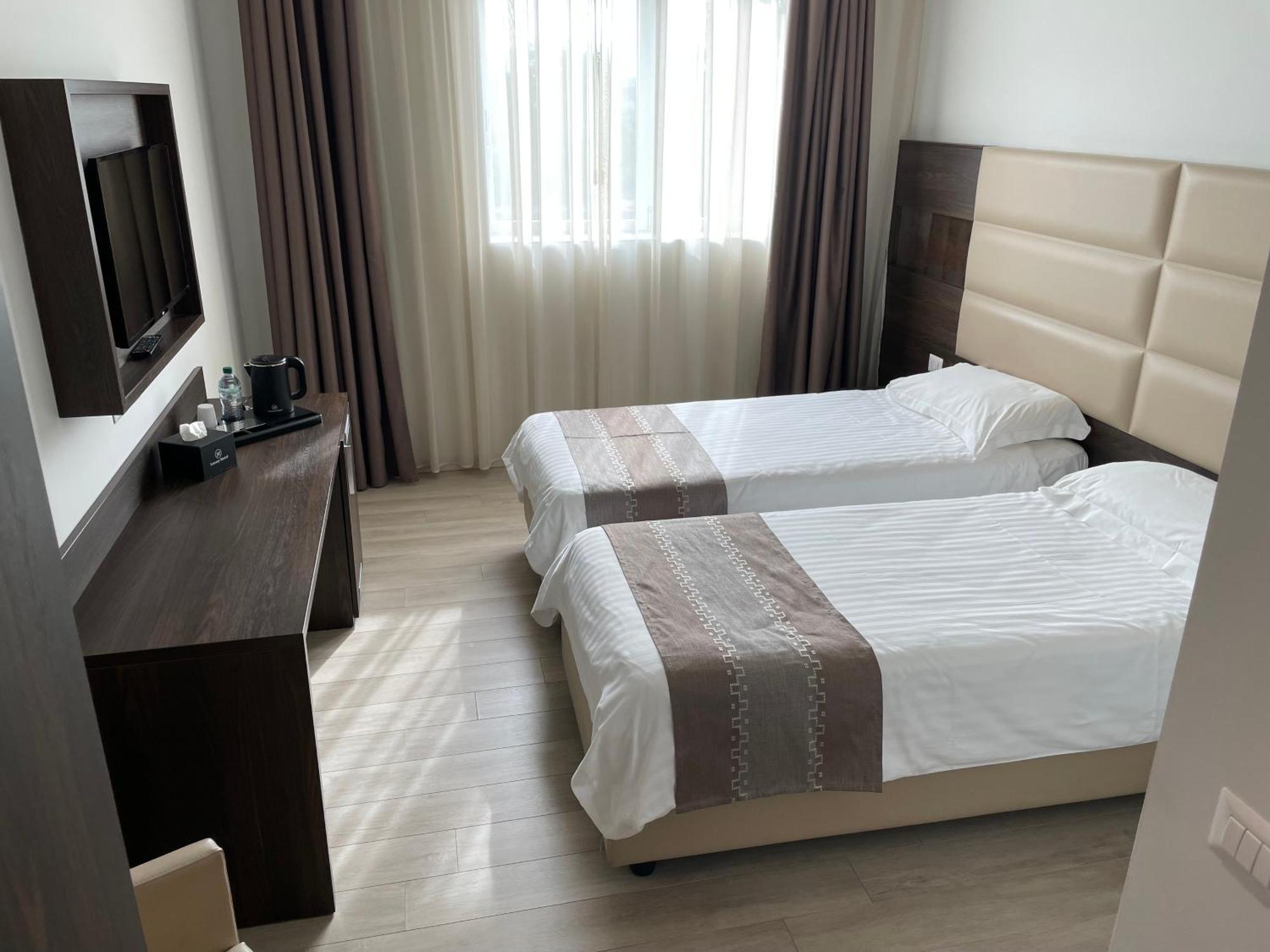 Hotelluxuryprato Прато Екстер'єр фото